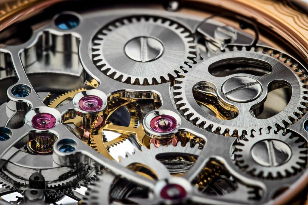 OROLOGIO MECCANICO: COME FUNZIONA E COSA C’È DA SAPERE