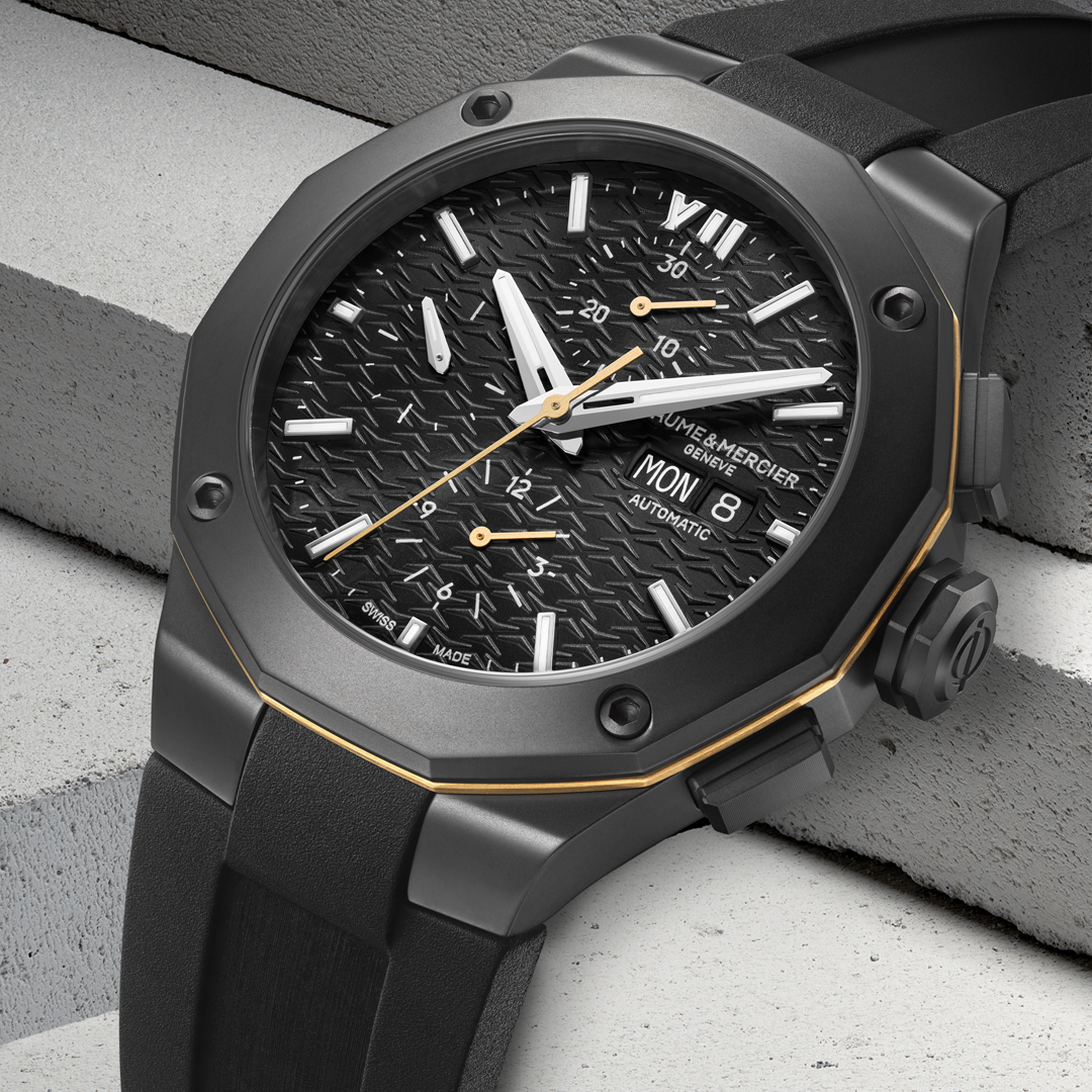 Watch in dlc-coated steel Riviera Baume et mercier