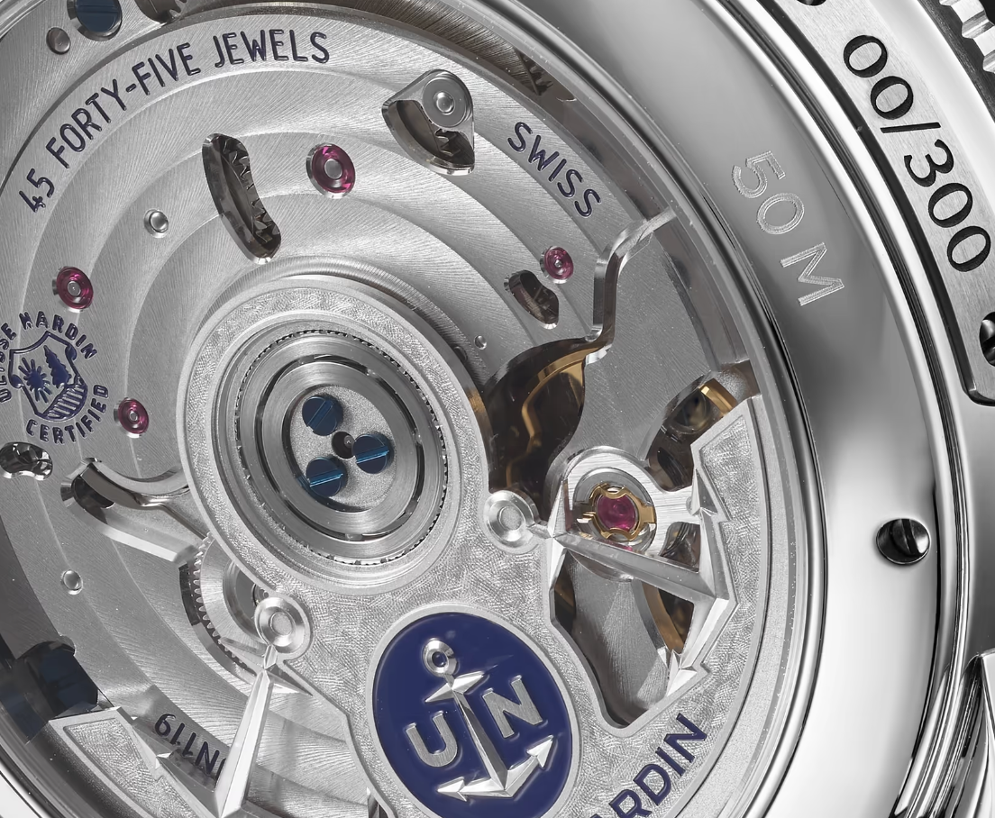 Watch in steel Marine Torpilleur Moonphase Ulysse nardin