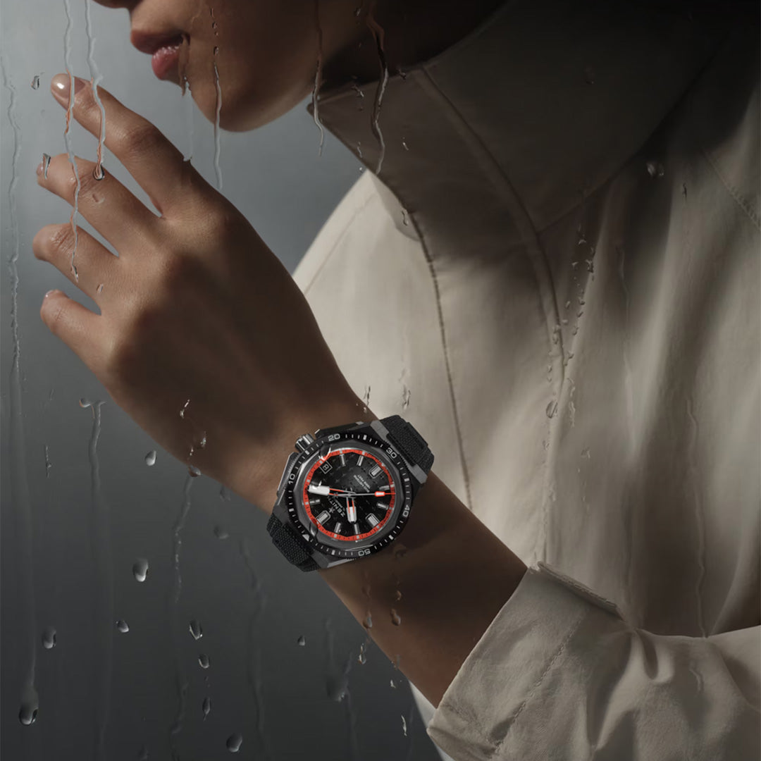 Watch in titanium Defy Extreme Diver Zenith