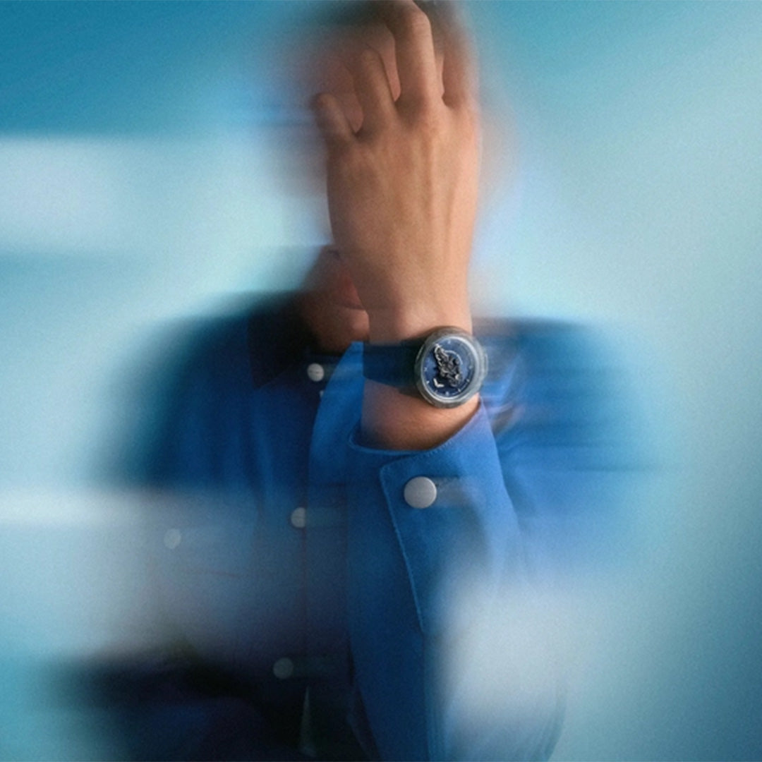 Watch in carbon and titanium Freak ONE Navy Blue Ulysse nardin