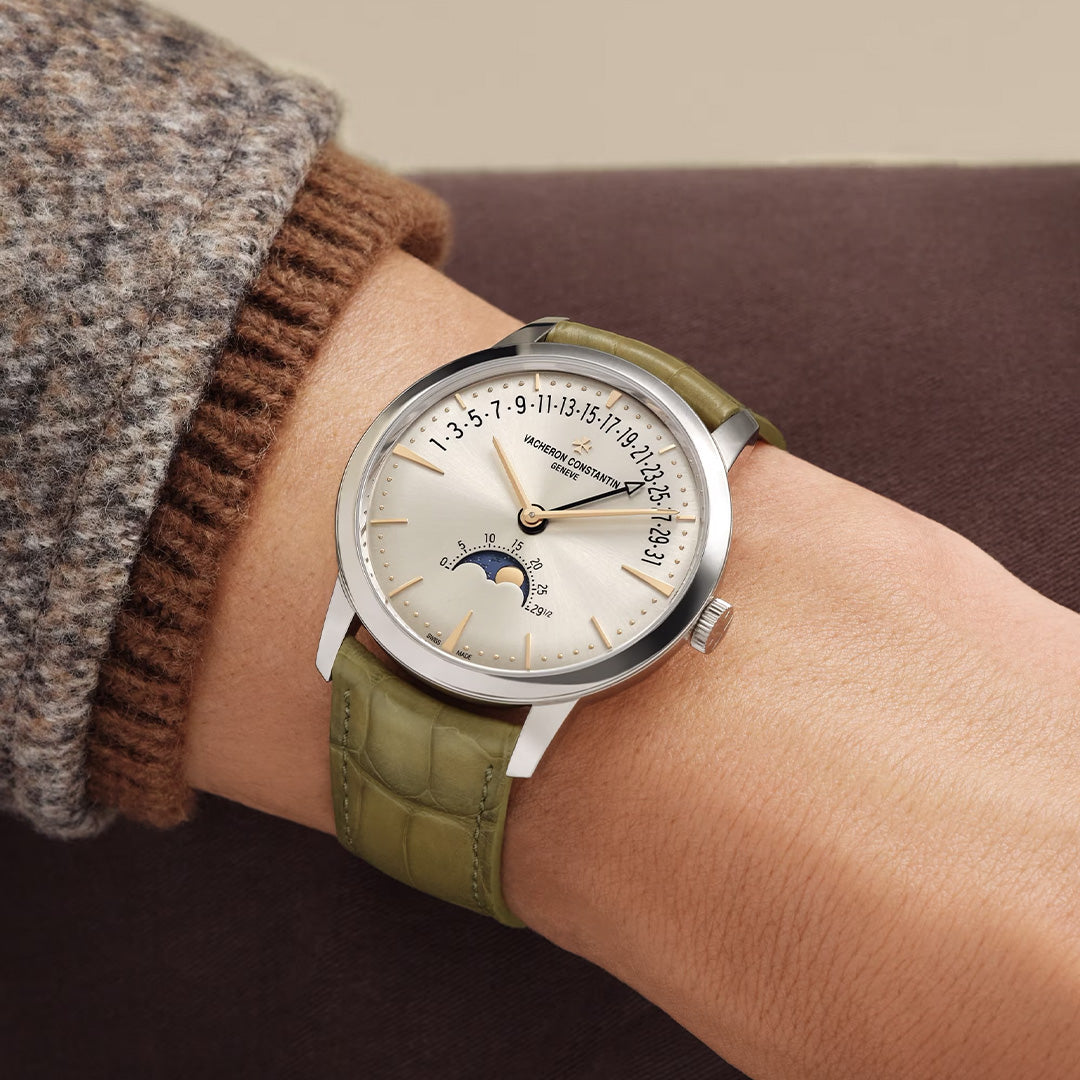 Watch in white gold Patrimony Moon Phase Retrograde Date Vacheron constantin