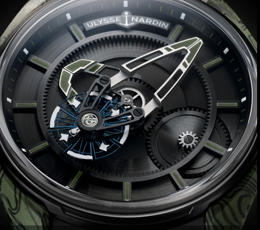 Watch in carbon Freak X Ulysse nardin