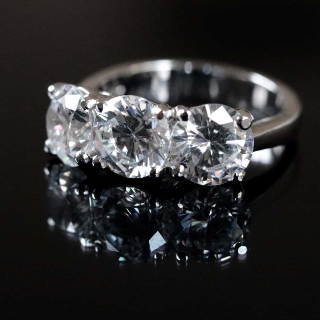 ANELLO TRILOGY, SIGNIFICATO E LE OCCASIONI IN CUI REGALARLO