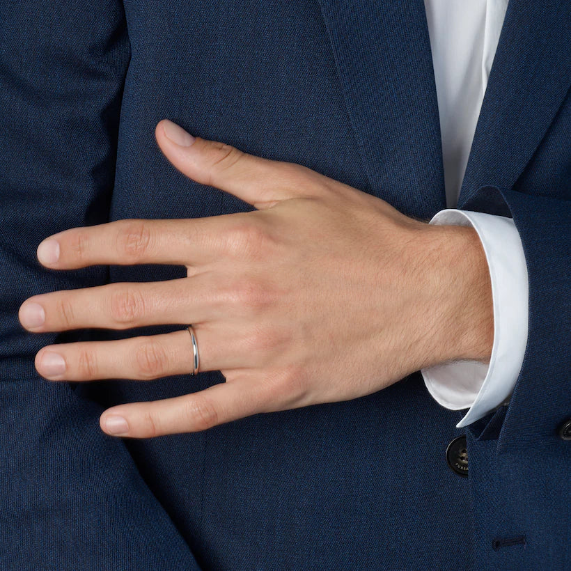 Ring in platinum Les Éternelles de Chaumet wedding band Chaumet