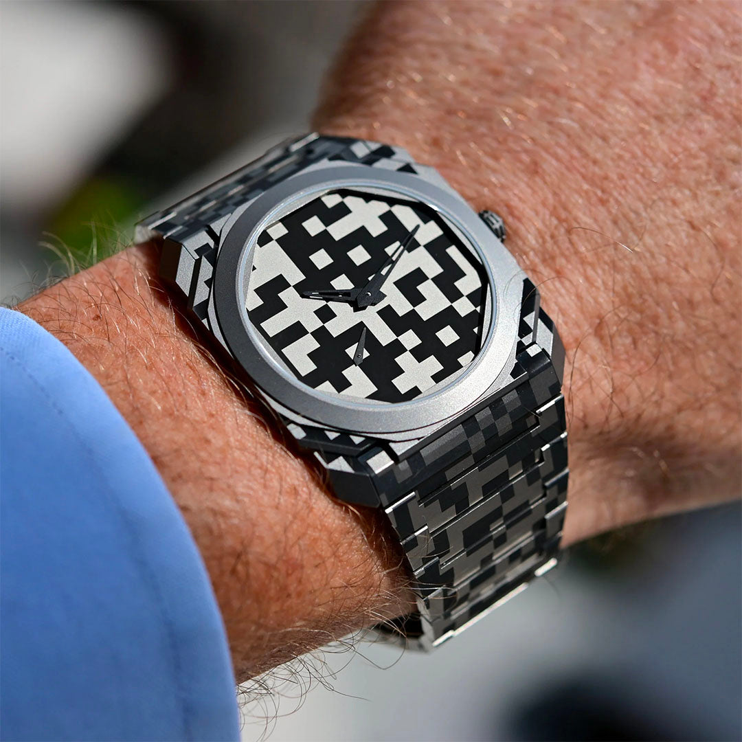 Watch in titanium Octo Finissimo Dazzle Bulgari