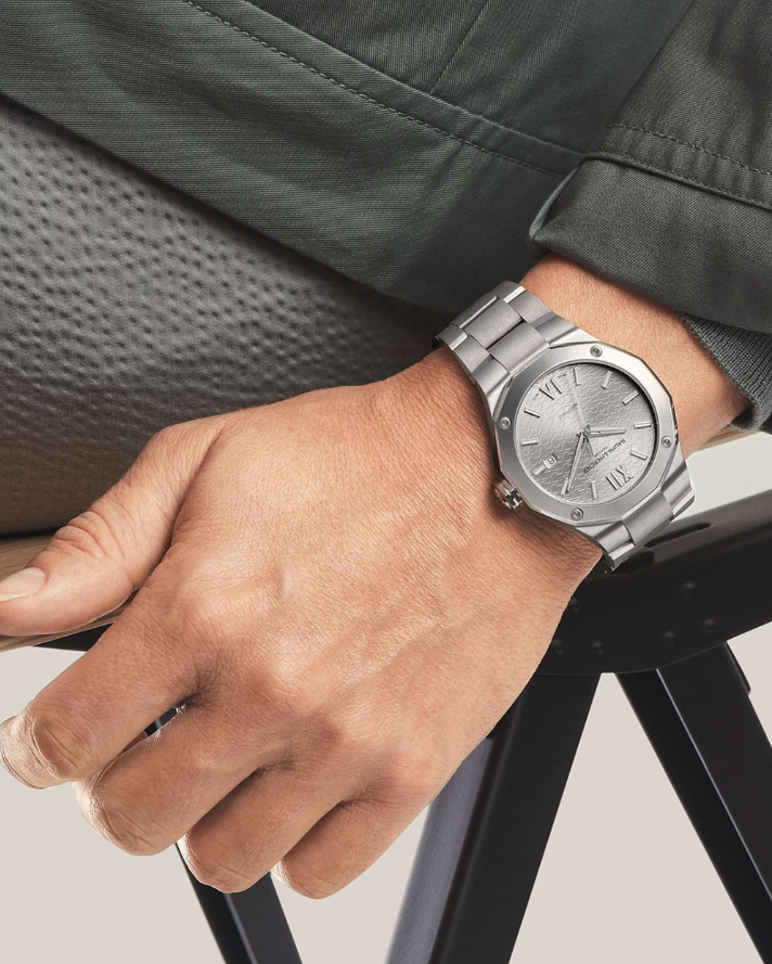 Orologio in acciaio Riviera Baume et mercier
