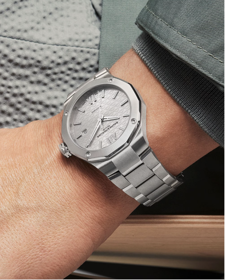 Watch in steel Riviera Baume et mercier