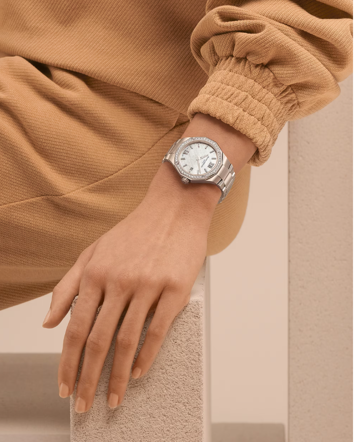 Watch in steel Riviera Baume et mercier