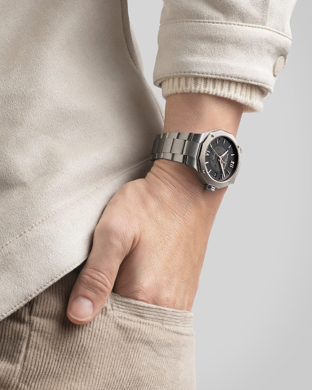 Watch in steel Riviera Baume et mercier