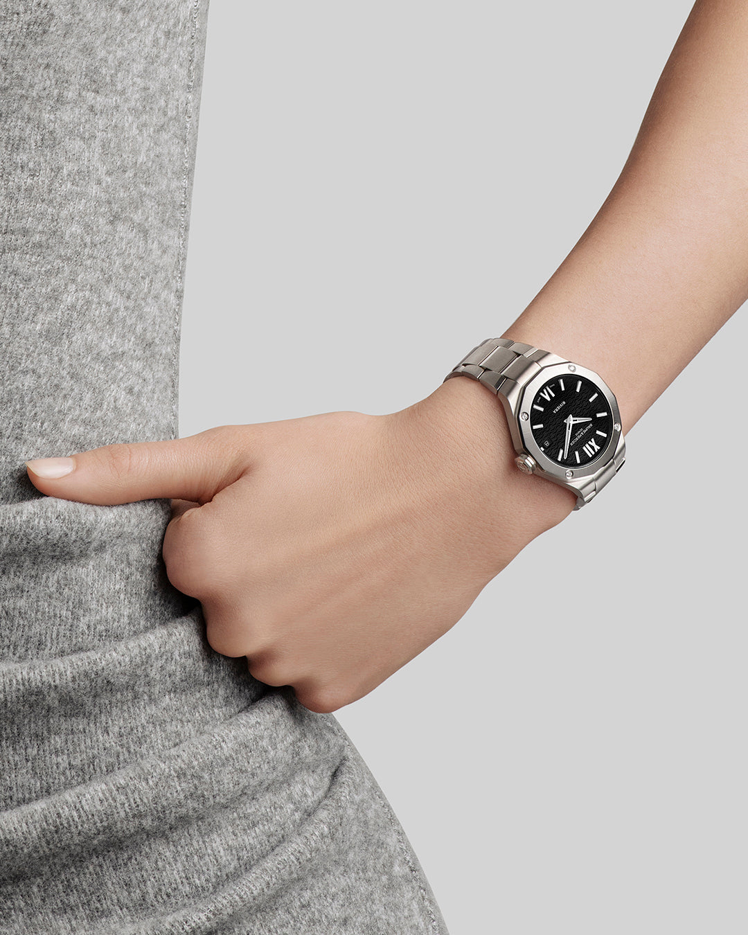 Watch in steel Riviera Baume et mercier