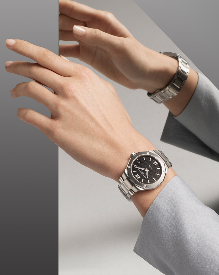 Watch in steel Riviera Baume et mercier