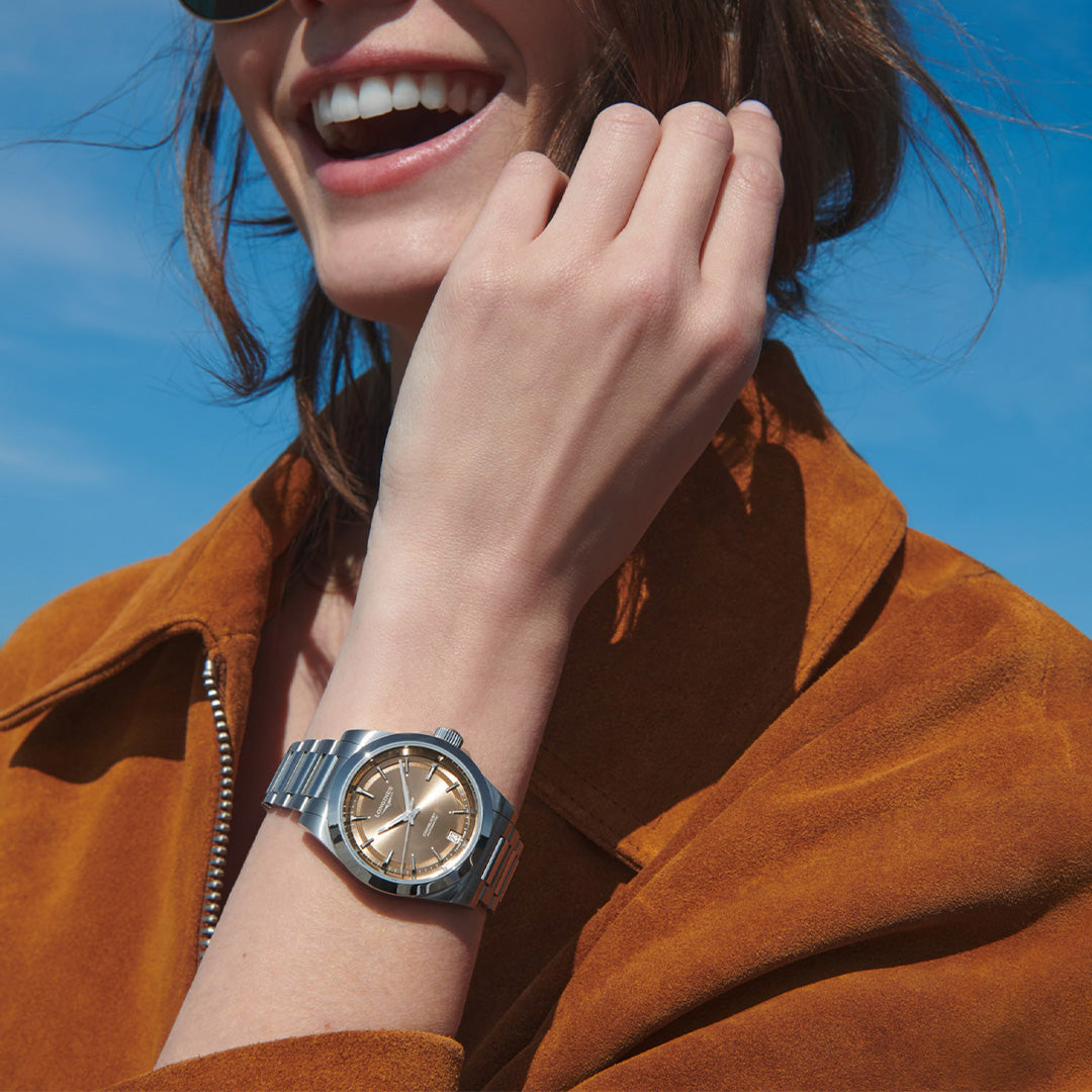 Watch in steel Conquest Longines