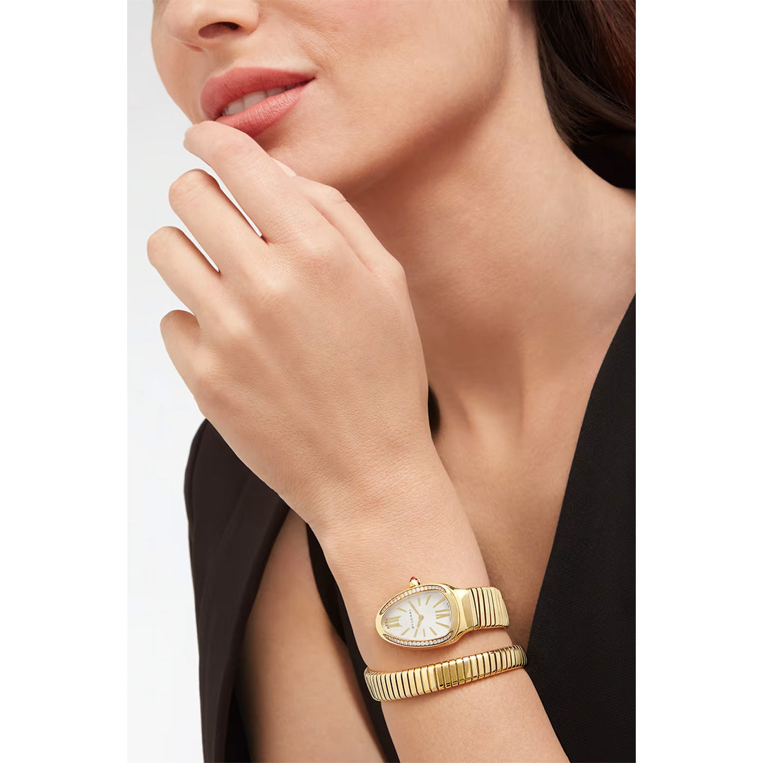 Orologio in oro giallo Serpenti Tubogas Bulgari