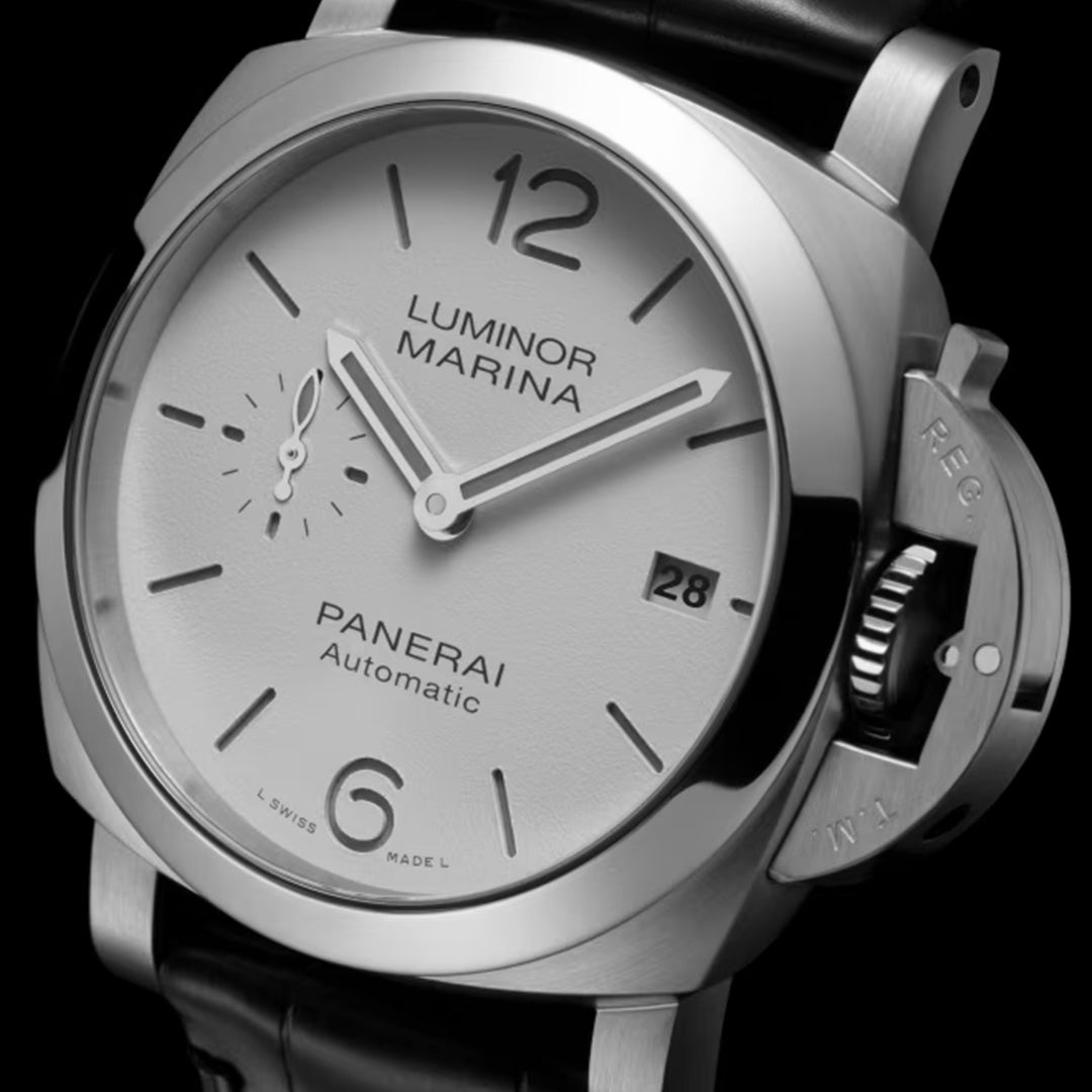 Watch in steel Luminor Quaranta Panerai