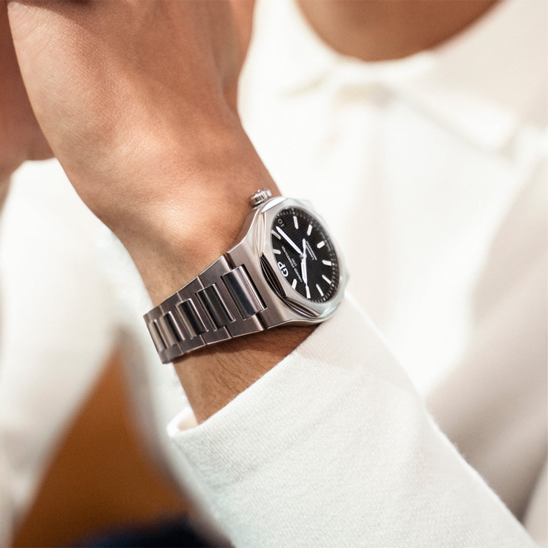 Orologio in acciaio Laureato Girard perregaux