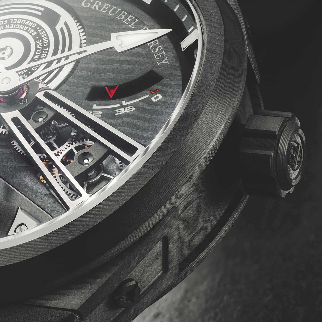 Watch in carbon Balancier Convexe S2 Greubel forsey
