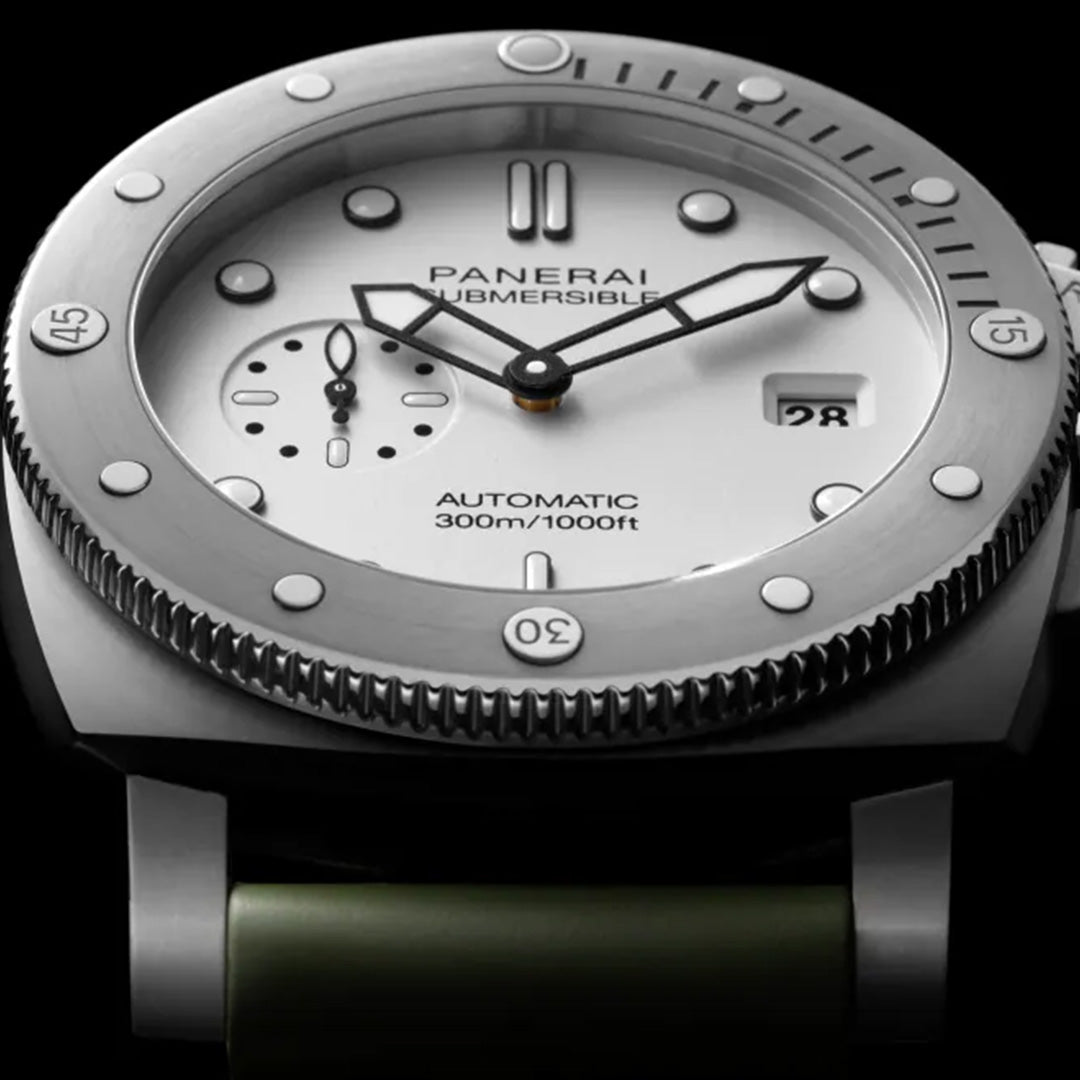 Watch in steel Submersible QuarantaQuattro Panerai