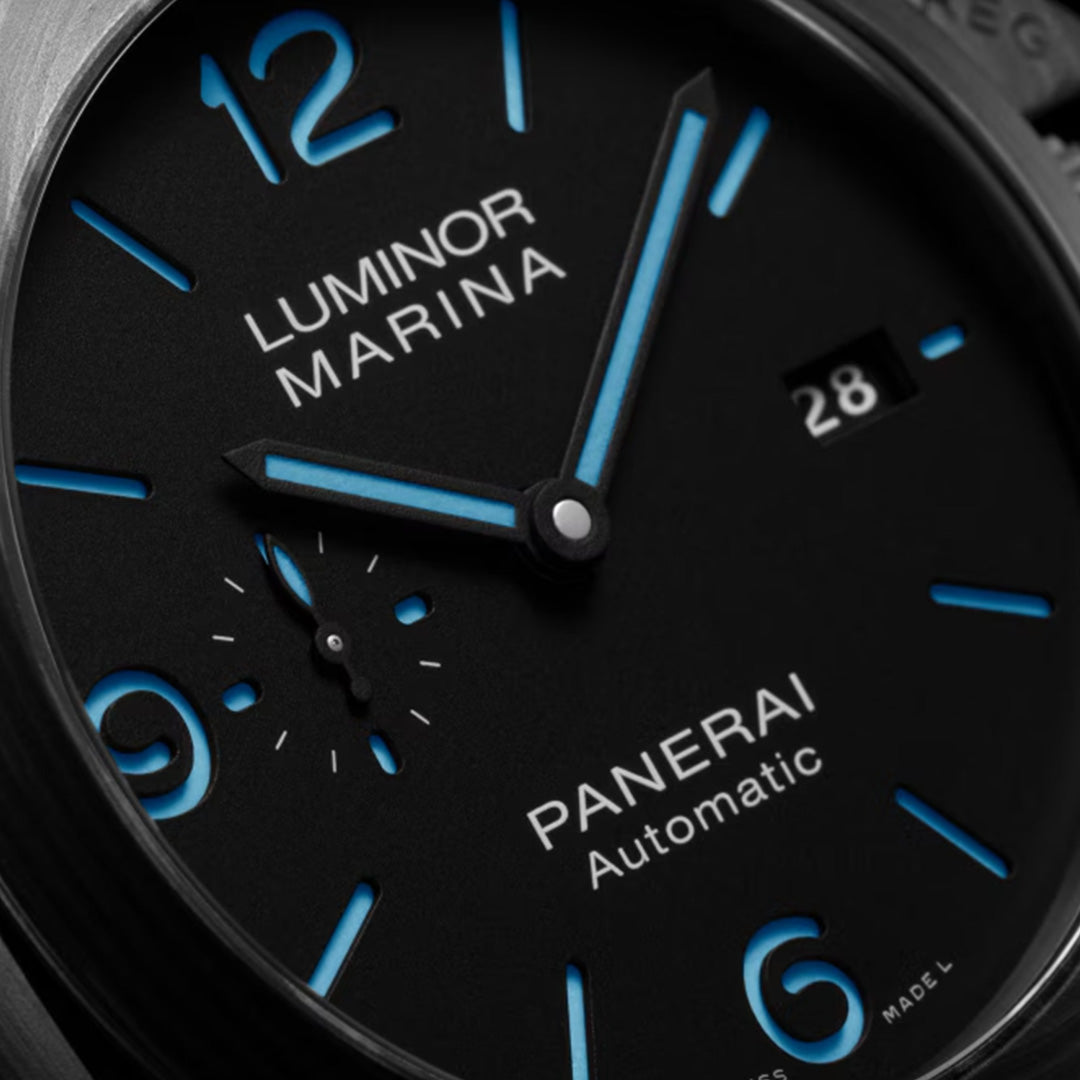 Watch in carbon Luminor Marina Carbotech™ Panerai