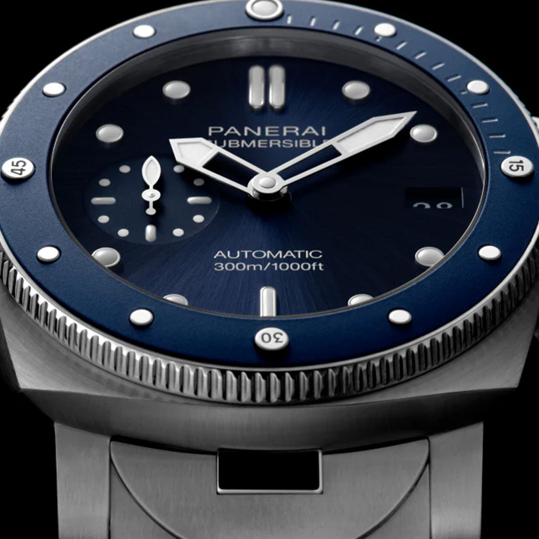 Watch in steel and ceramic Submersible Panerai