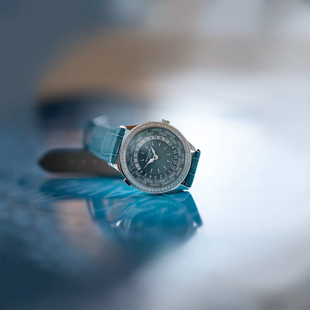 Watch in white gold Complications Patek philippe