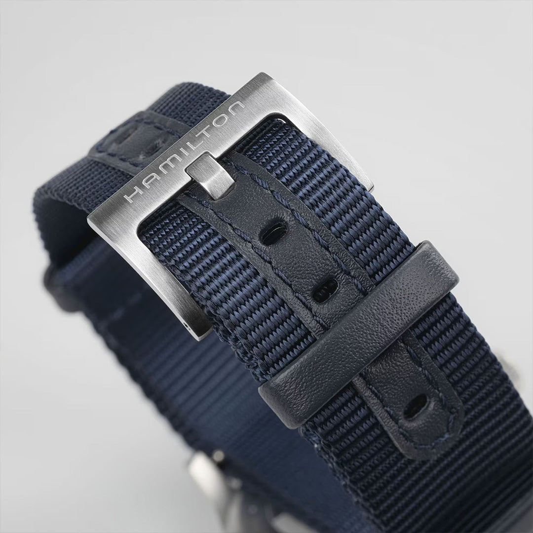 Watch in steel Khaki Field Mechanical Hamilton