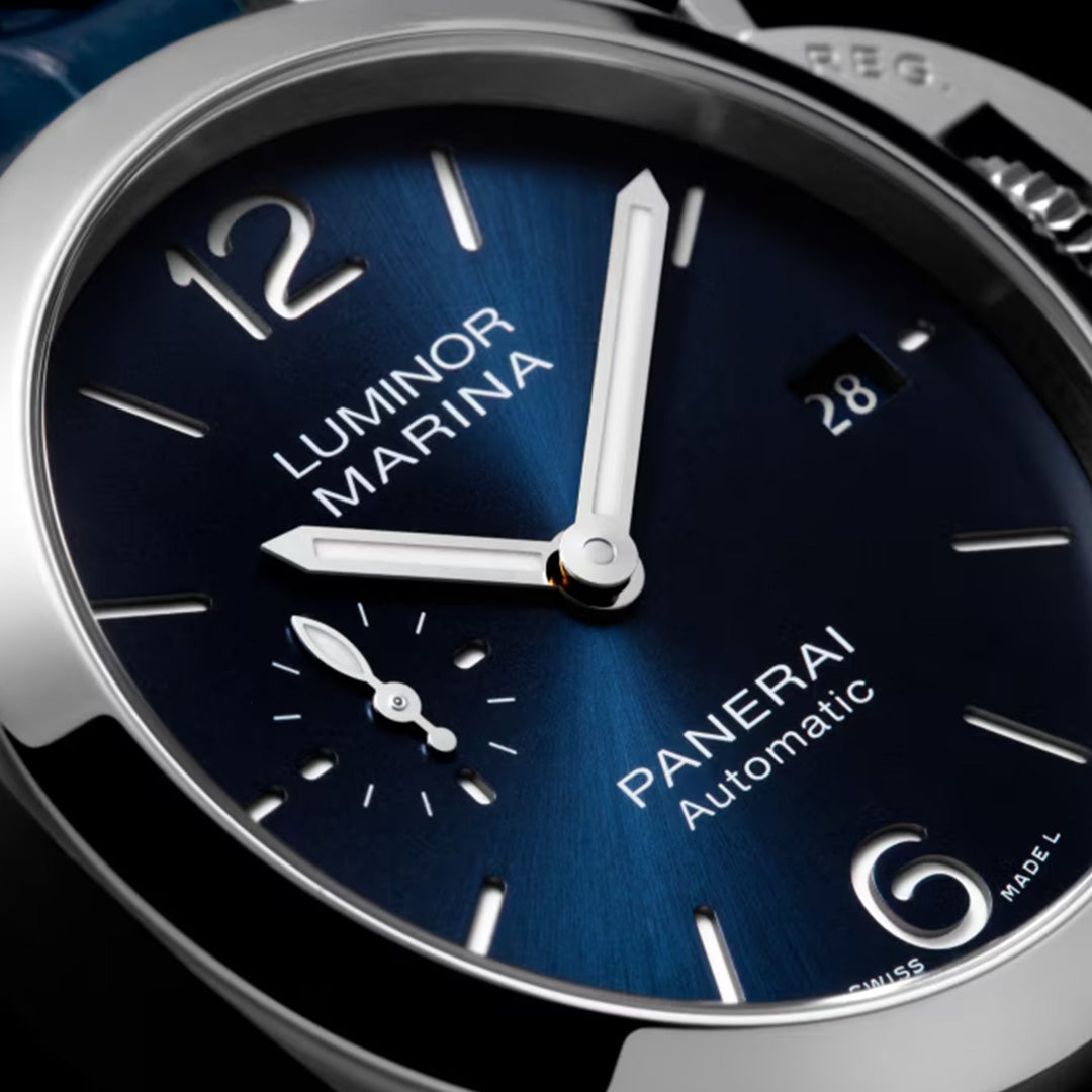 Watch in steel Luminor Quaranta Panerai
