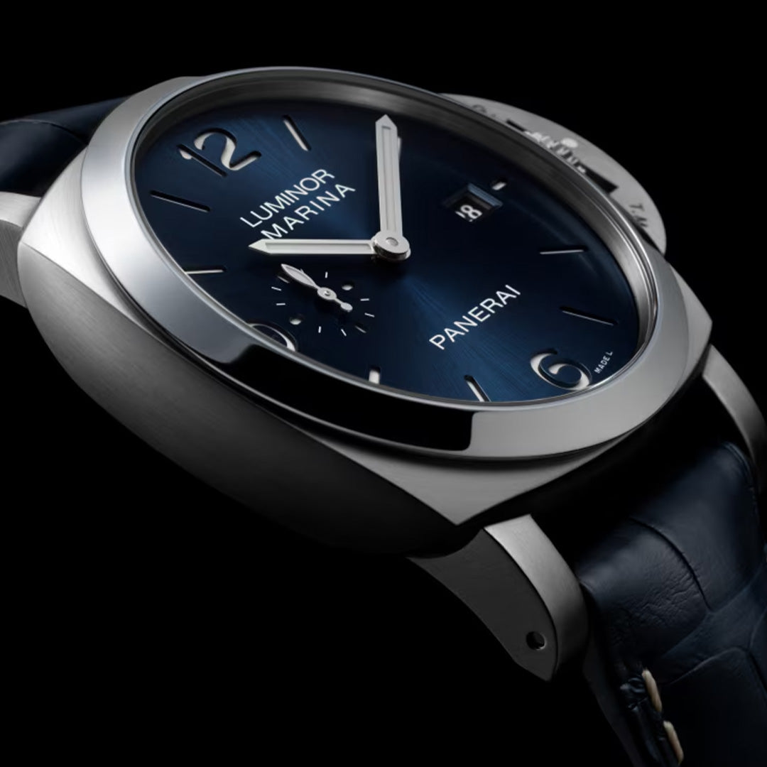 Watch in steel Luminor Marina Panerai