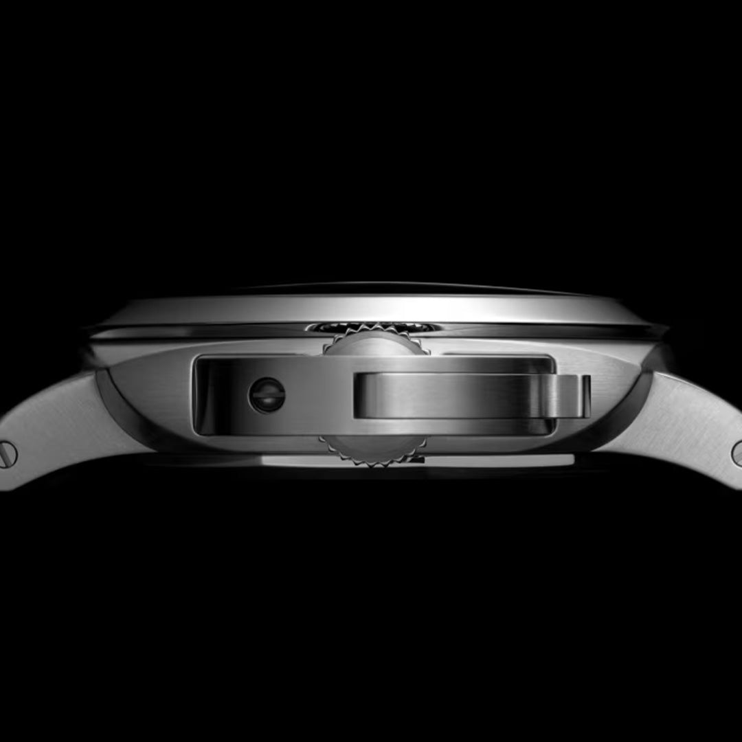Watch in steel Luminor Marina Panerai