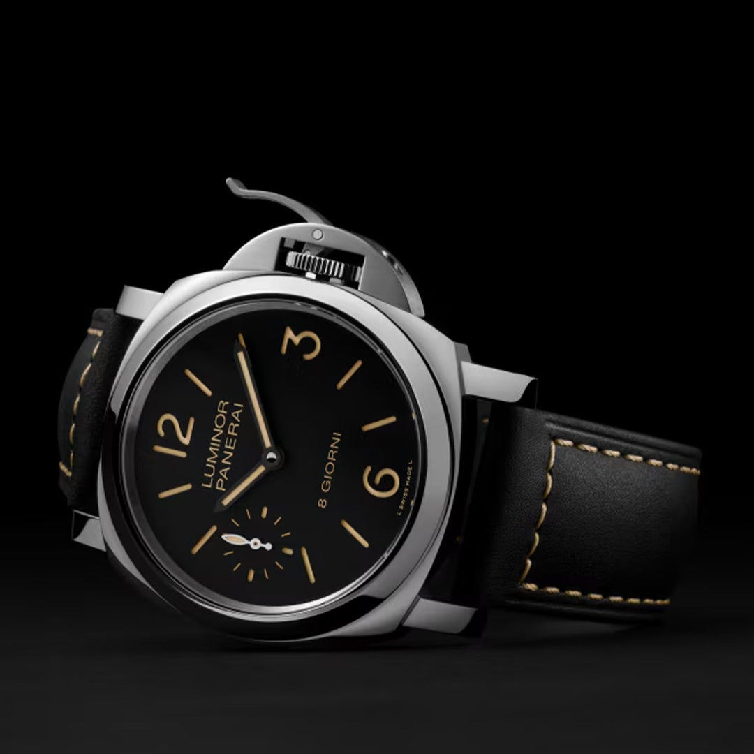Watch in steel Luminor 8 Days Panerai