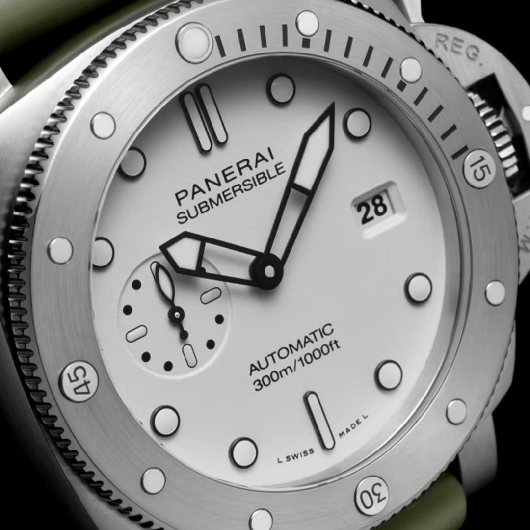 Watch in steel Submersible QuarantaQuattro Panerai