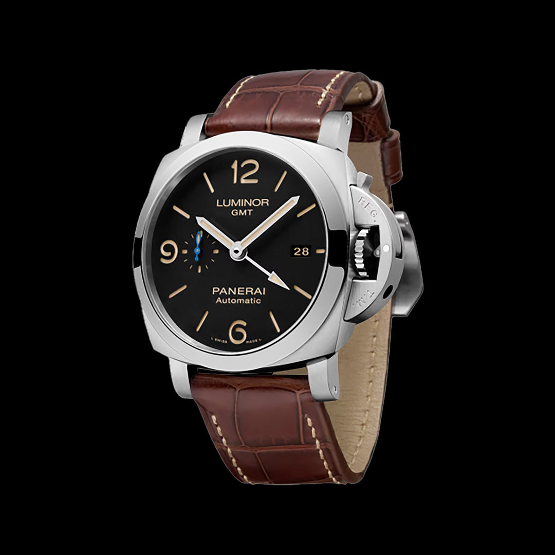 Watch in steel Luminor GMT Panerai