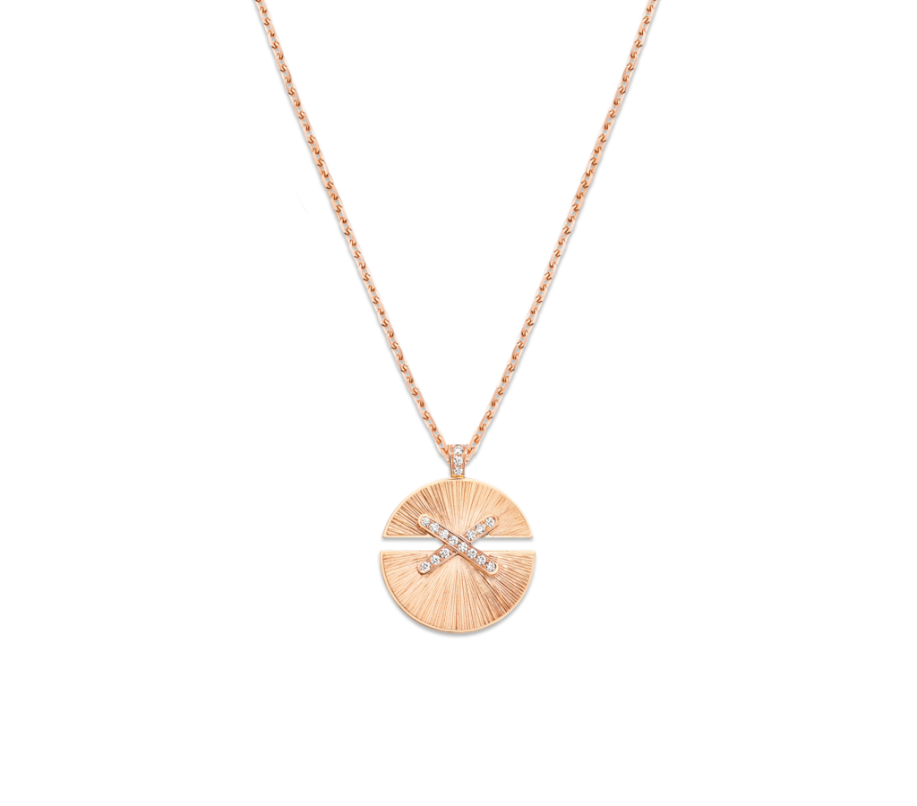 Jeux de Liens Pendant Necklace