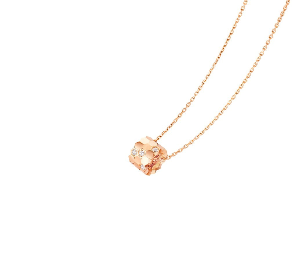 Gioiello in oro rosa Ciondolo Bee de Chaumet Chaumet
