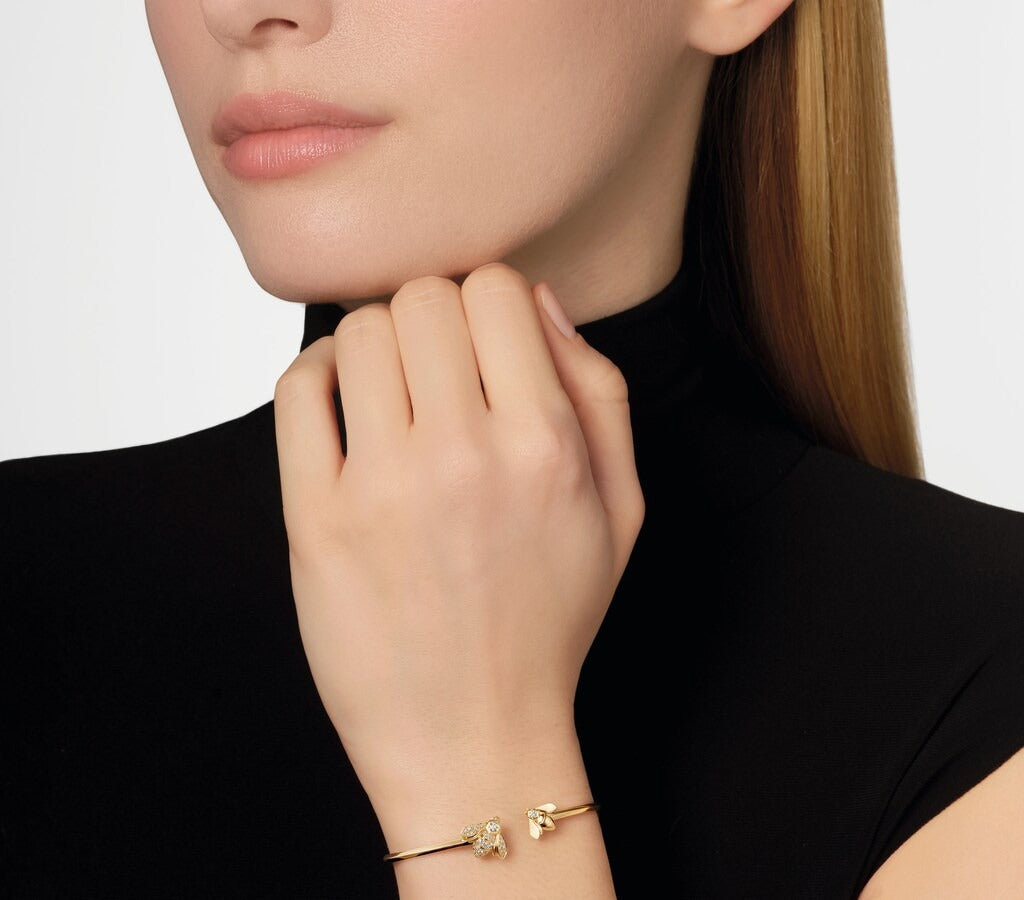Bracelet in yellow gold Bee de Chaumet Bracelet Chaumet
