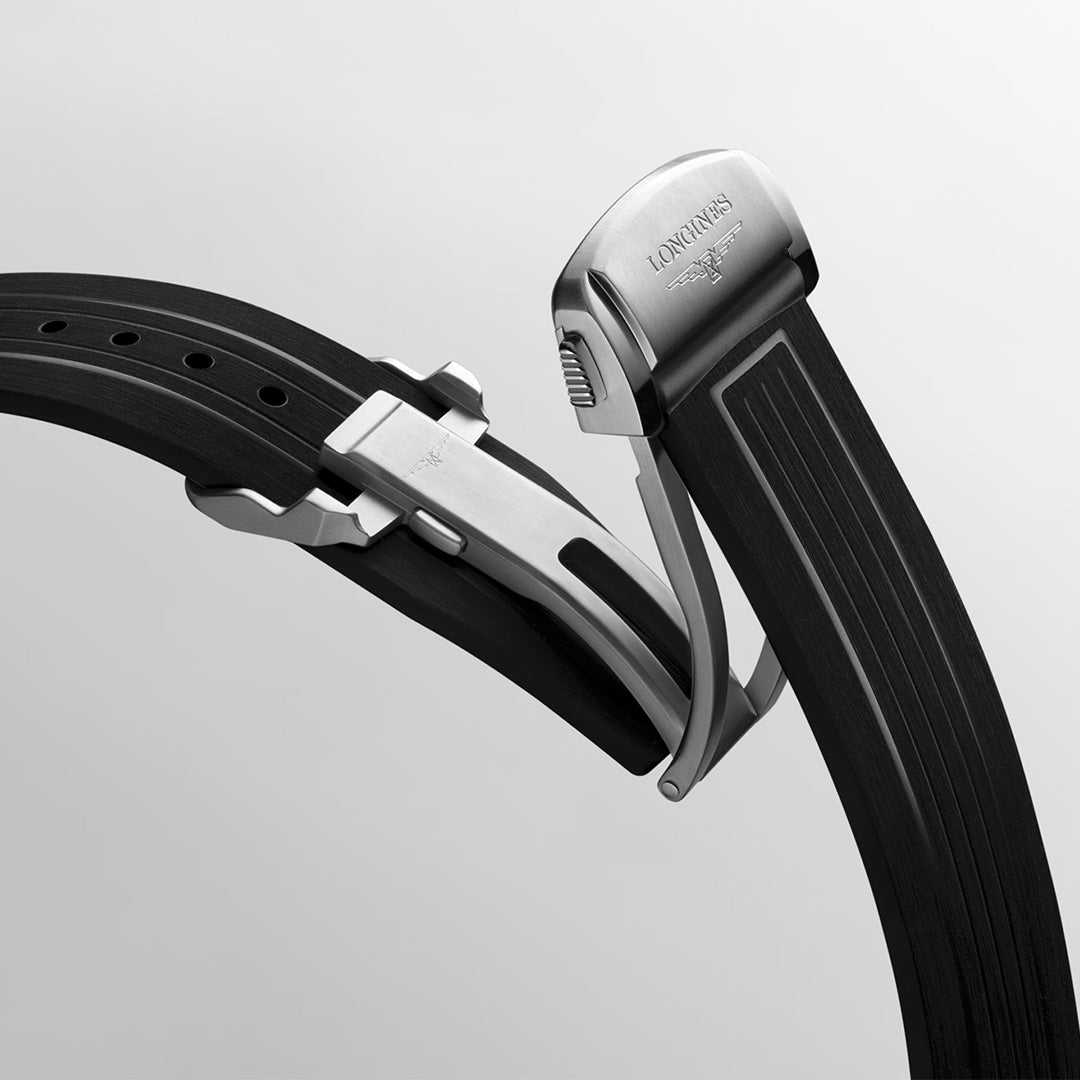 Watch in steel HydroConquest GMT Longines