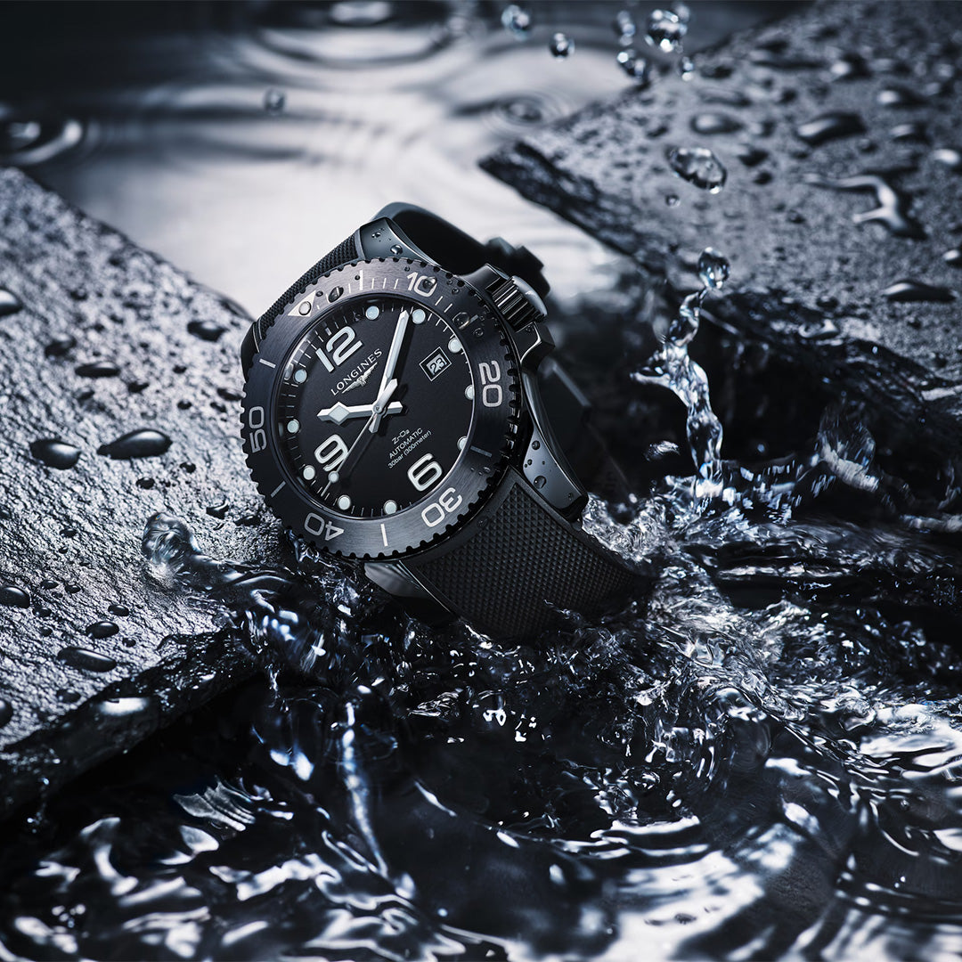 Watch in ceramics HydroConquest Longines