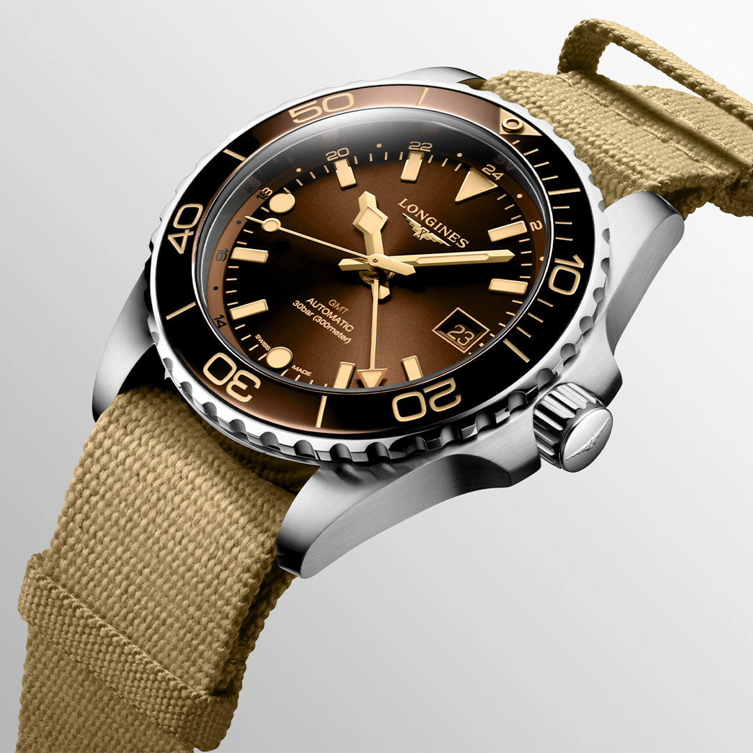 Watch in steel HydroConquest GMT Longines