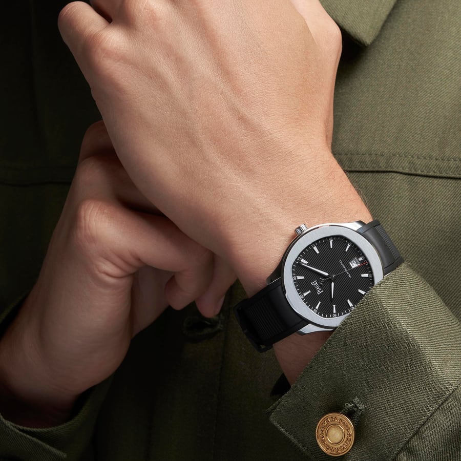 Watch in steel Piaget Polo Date Piaget