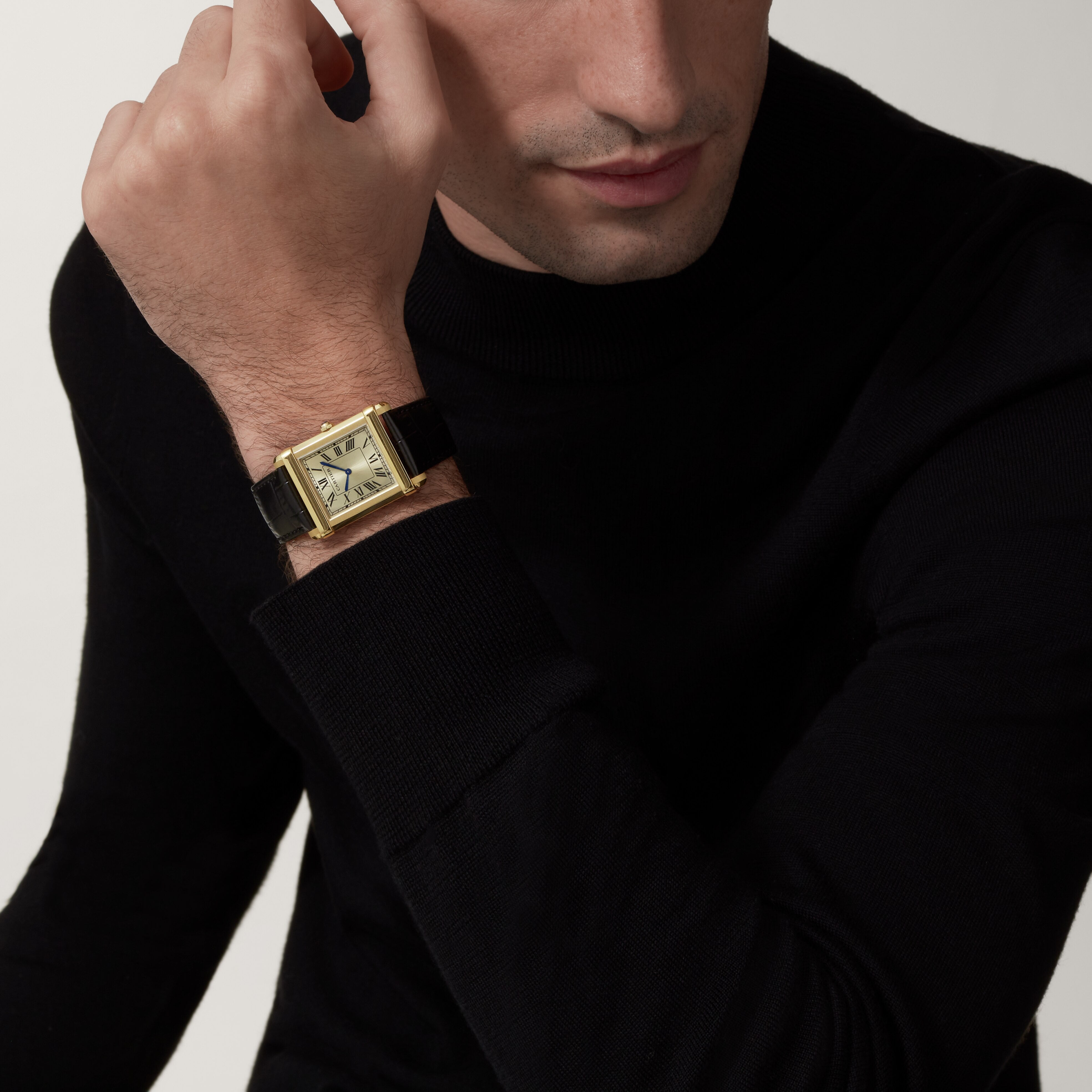 Orologio in oro giallo Tank Chinoise Cartier