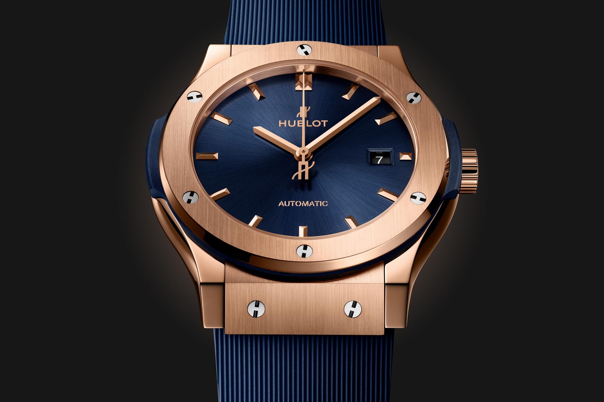 Watch in rose gold Classic Fusion King Gold Blue Hublot