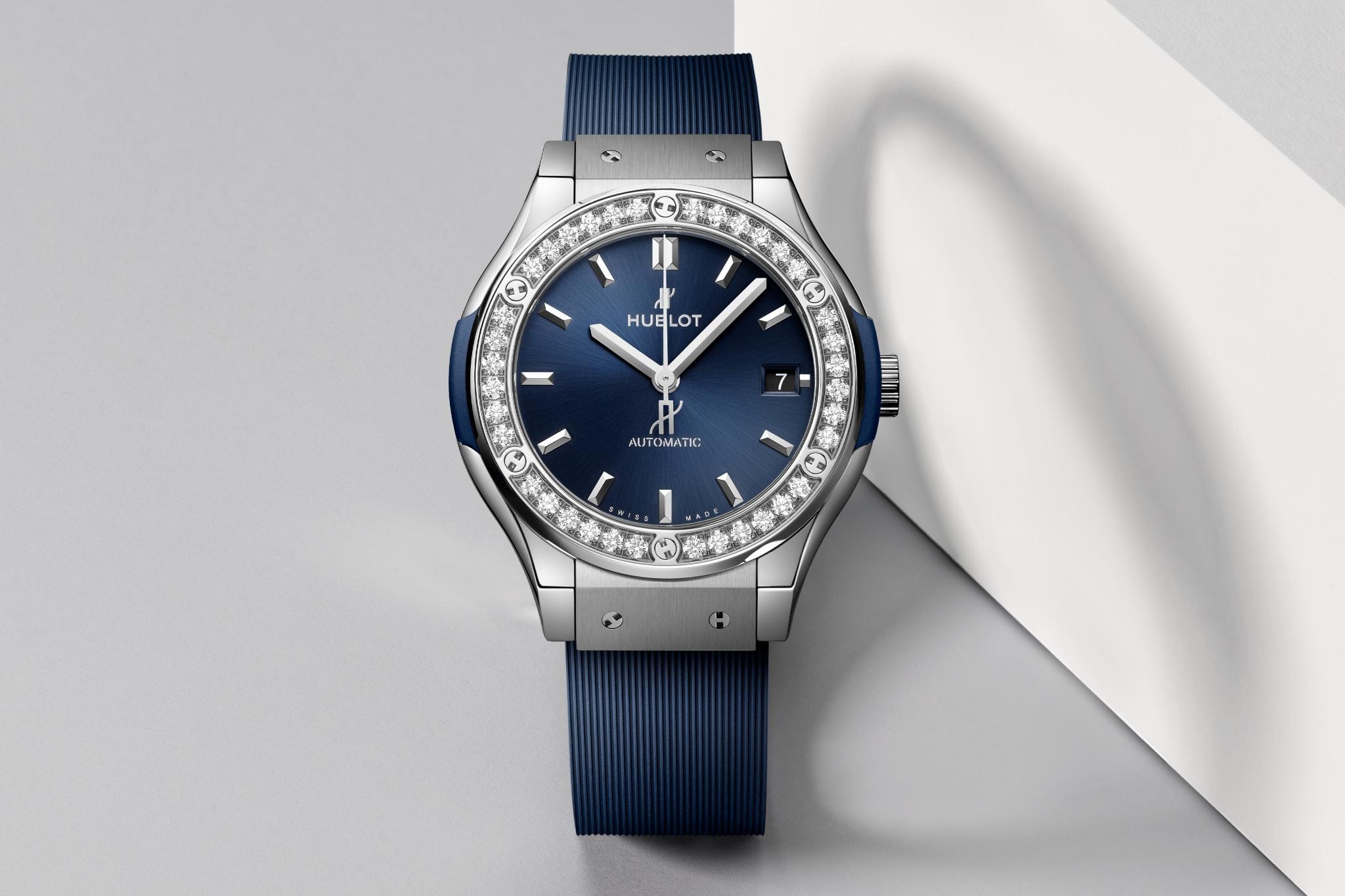 Watch in titanium Classic Fusion Titanium Blue Diamonds Hublot