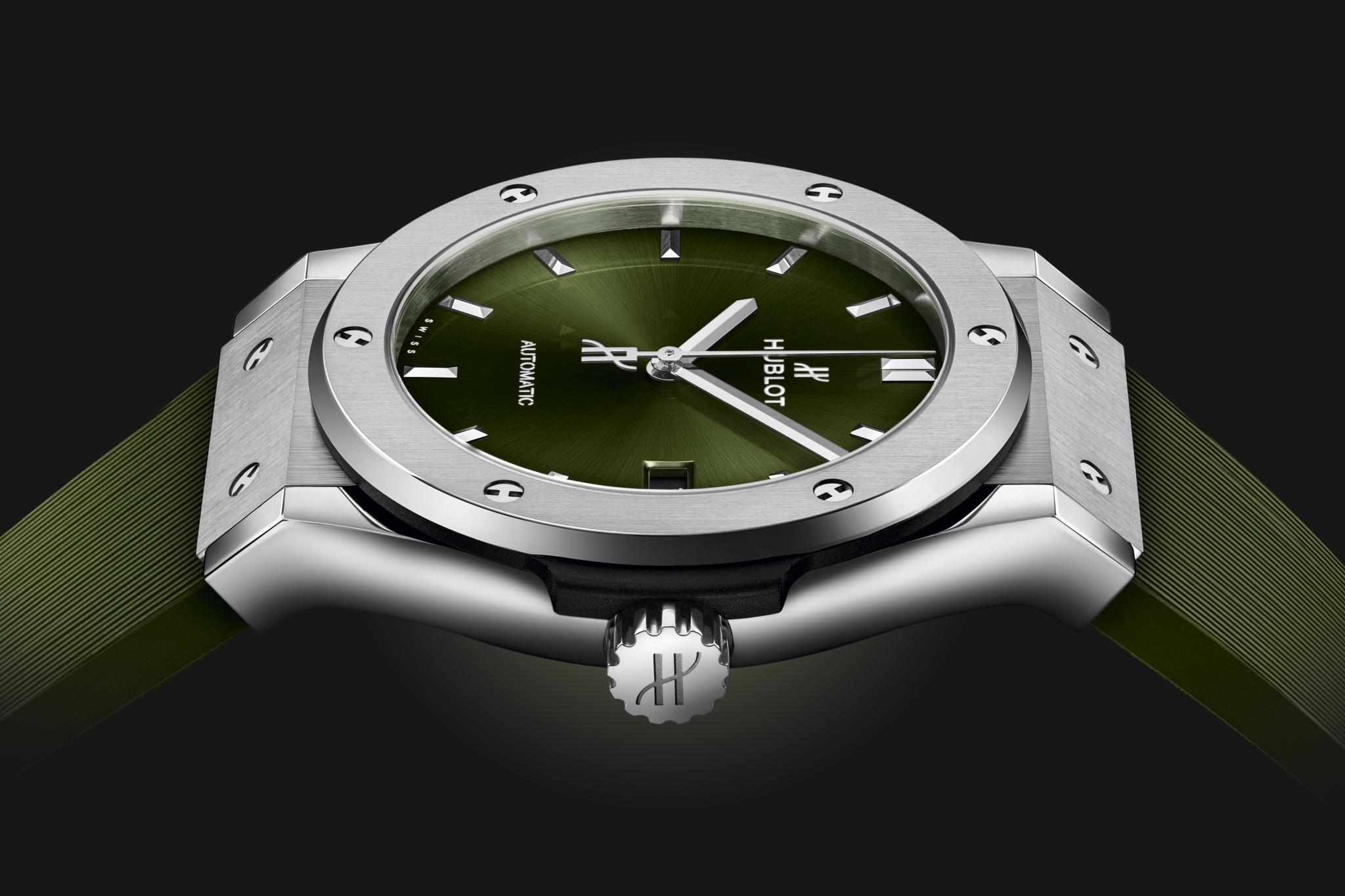 Watch in titanium Classic Fusion Titanium Green Hublot