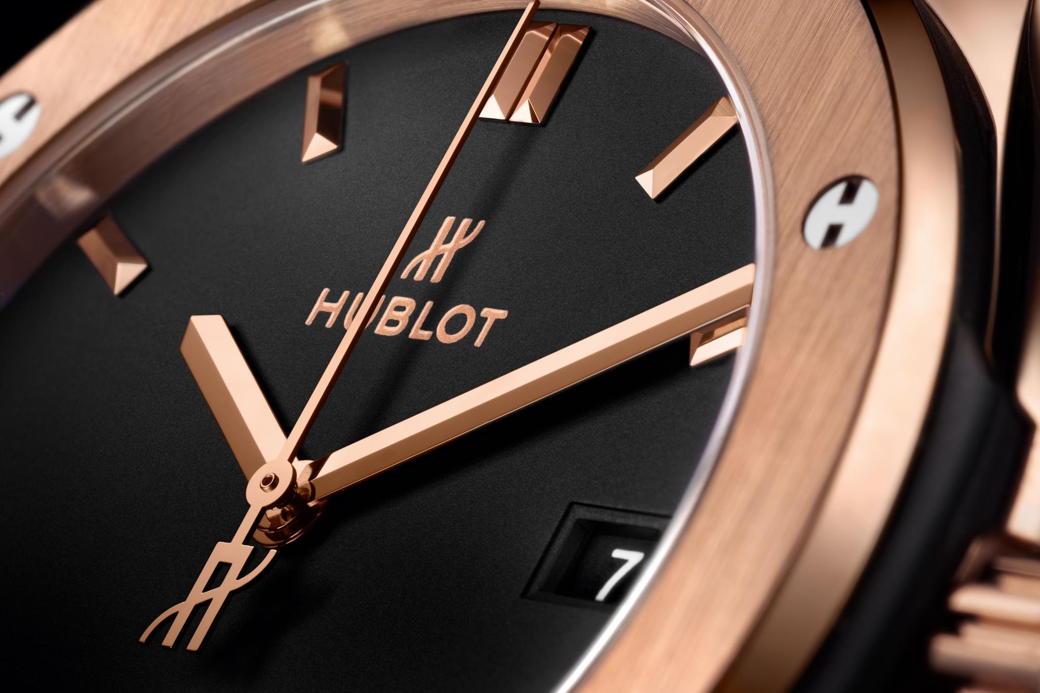 Watch in rose gold Classic Fusion King Gold Hublot