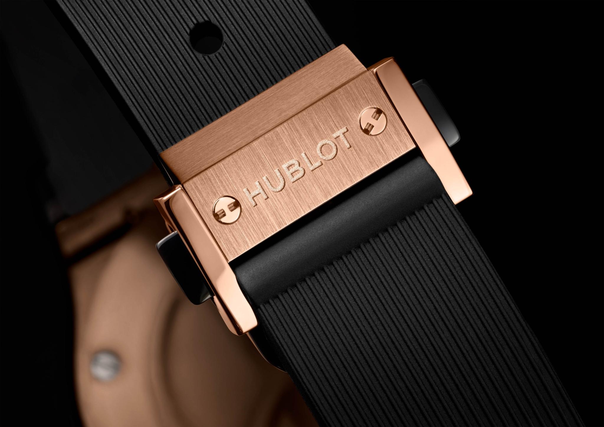 Watch in rose gold Classic Fusion King Gold Diamonds Hublot