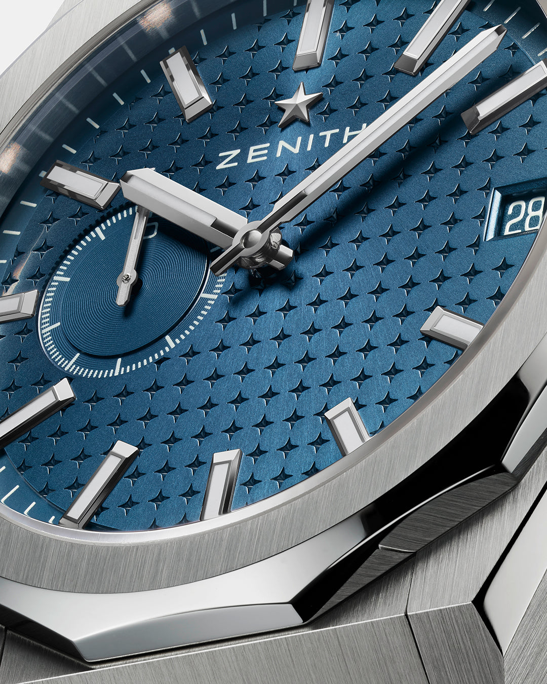 Watch in steel Defy Skyline Zenith