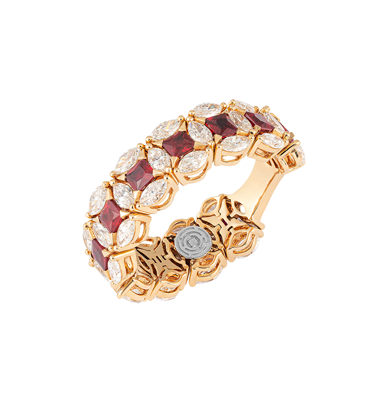 Gioiello in oro rosa Anello Diade in oro rosa con diamanti e rubini Pisa diamanti