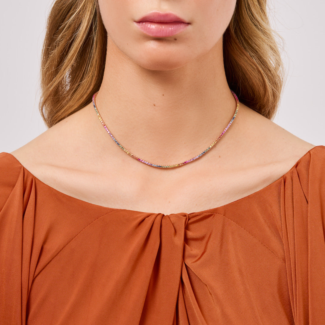 Gioiello in oro rosa Collana Iris in oro rosa e zaffiri Pisa diamanti