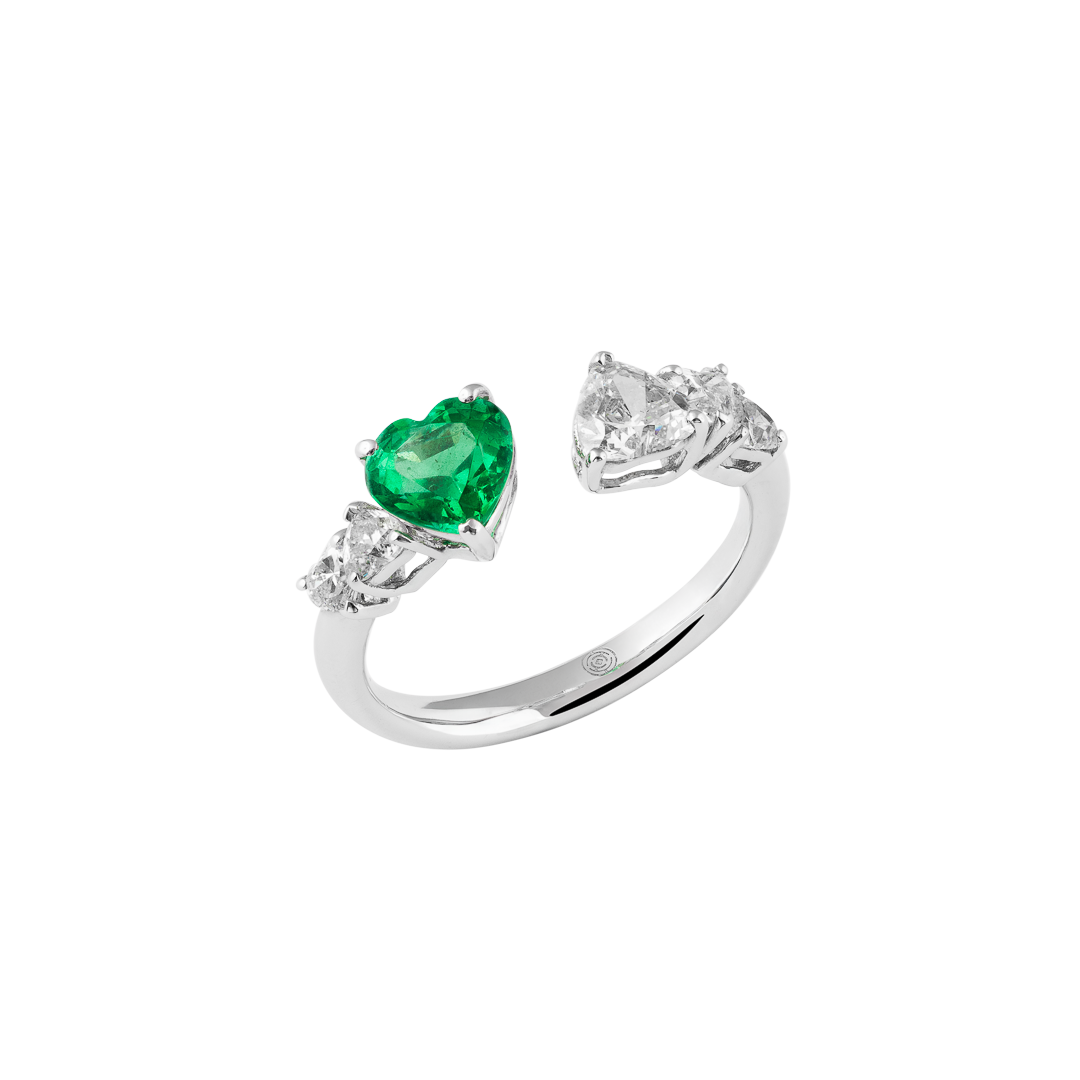 Anello Diva in oro bianco con diamanti e smeraldo taglio cuore