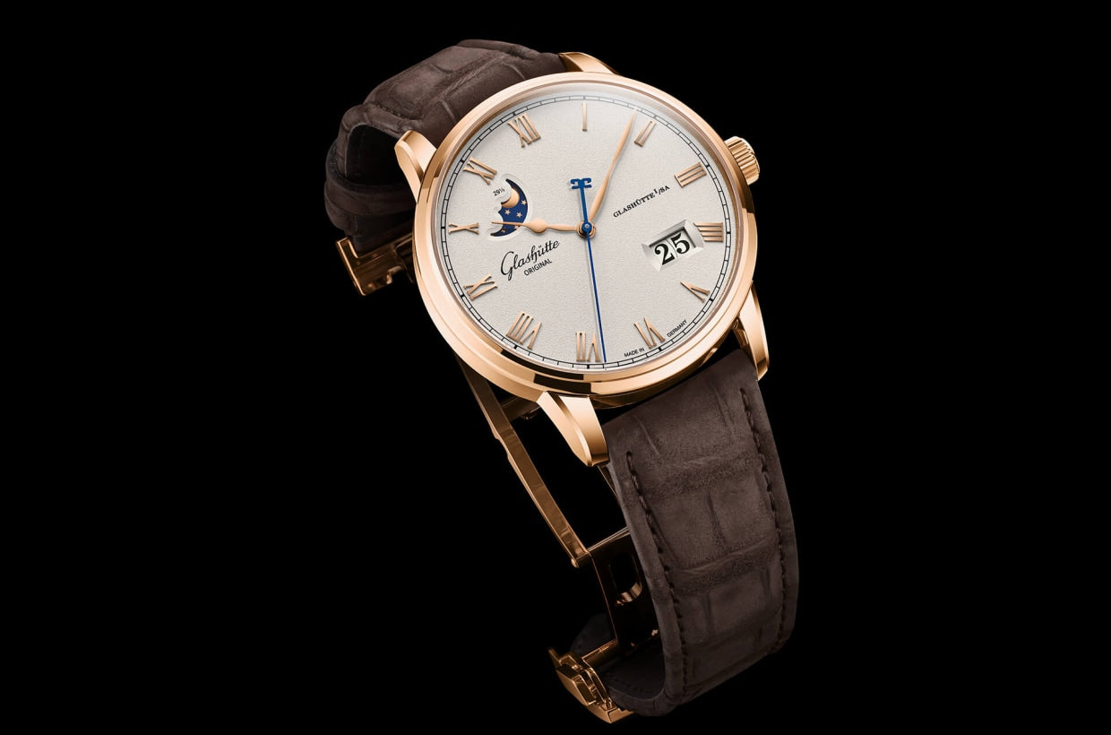 Senator Excellence Panorama Date Moon Phase7